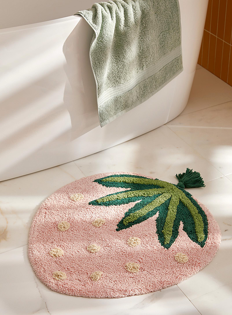 Danica Dusky Pink Pink strawberry bath mat 56 x 61 cm