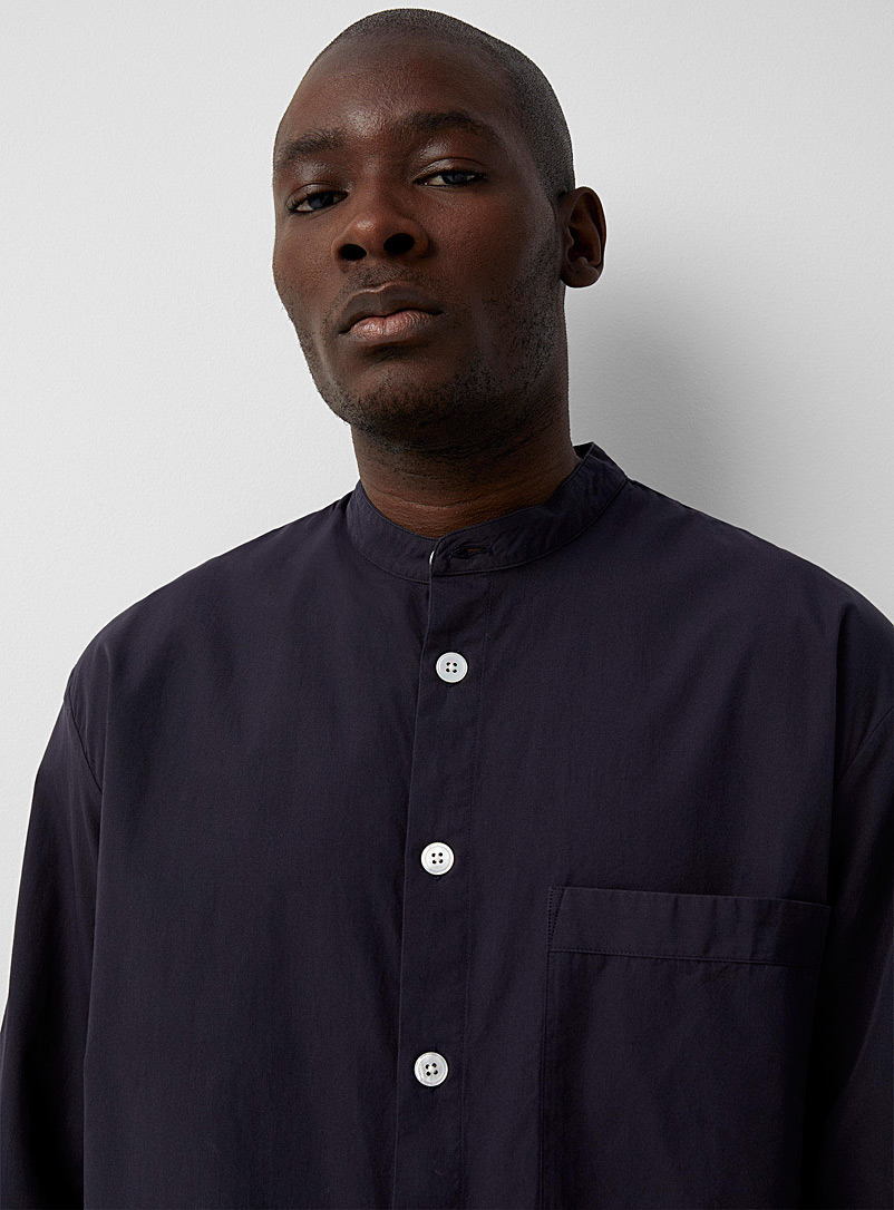 Birkenstock x Tekla: La chemise de nuit popeline minimaliste Marine pour homme