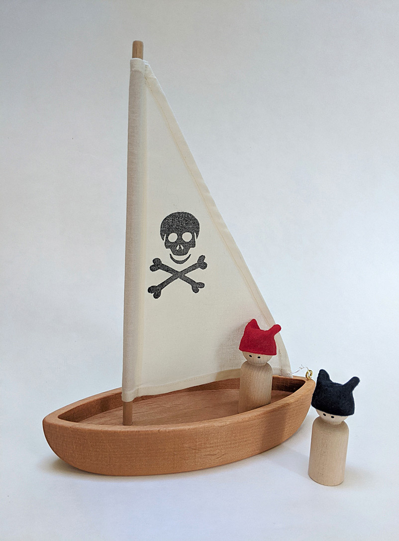 Woodpeckers Toys White Wooden pirate sailboat and sailors set
