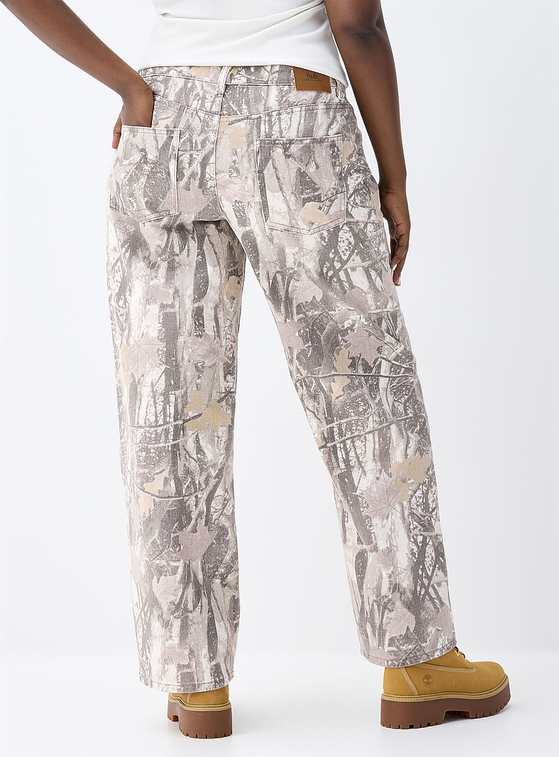 Twik Patterned Grey Printed low-rise baggy jean <b>House fit</b> for women