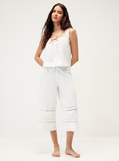 Elodie openwork stripes lounge capri pant