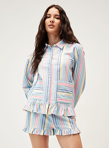 Le short d&eacute;tente ray&eacute; &agrave; volants Flori