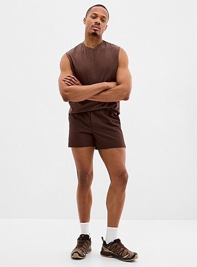 Minimalist stretch short with no undergarments 5" length