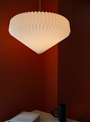 La tr&egrave;s grande lampe no 302