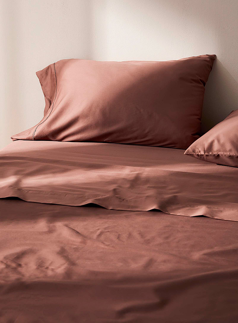 Simons Maison Dusky Pink Solid organic cotton sheet 200-thread-count Fits mattresses up to 16 in