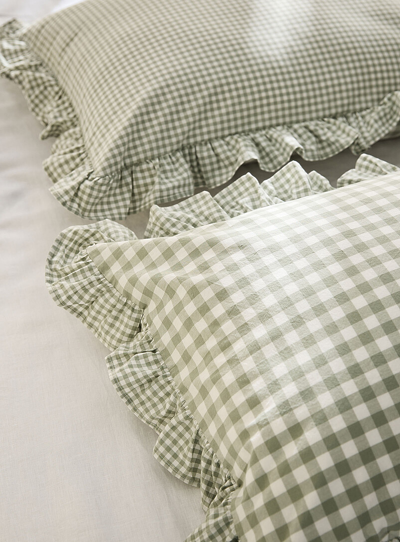 Simons Maison: Le couvre-oreiller carreaux vichy bordure volant Vert fonc&eacute; - Mousse