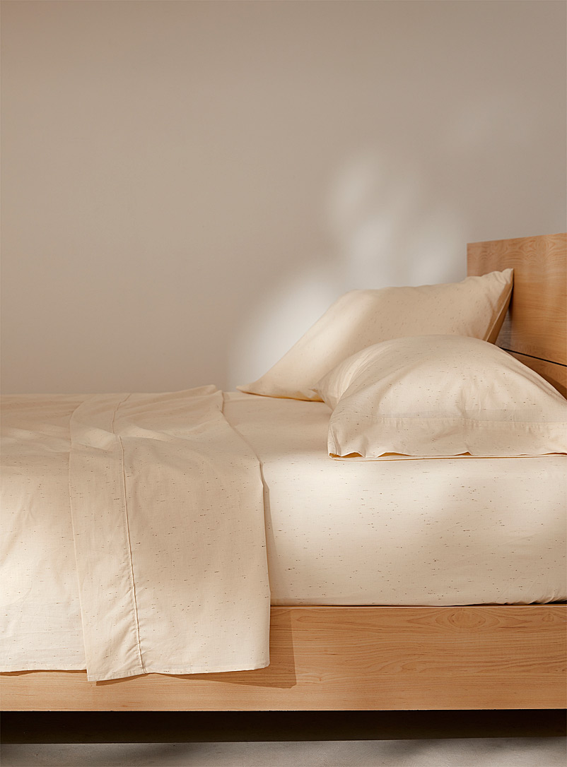 Simons Maison Ecru/Linen Speckled sheet set Fits mattresses up to 16 in