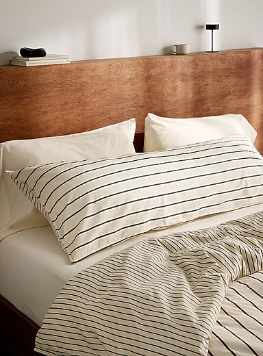 Two-tone striped pillow sham