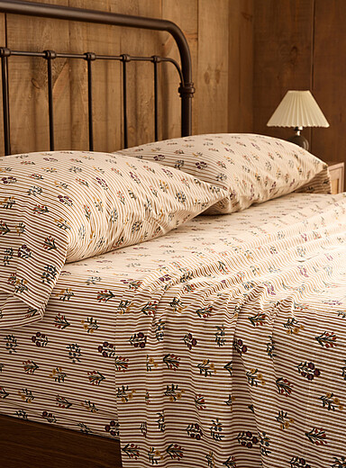 Stripe and flower organic cotton sheet set 144-thread-count