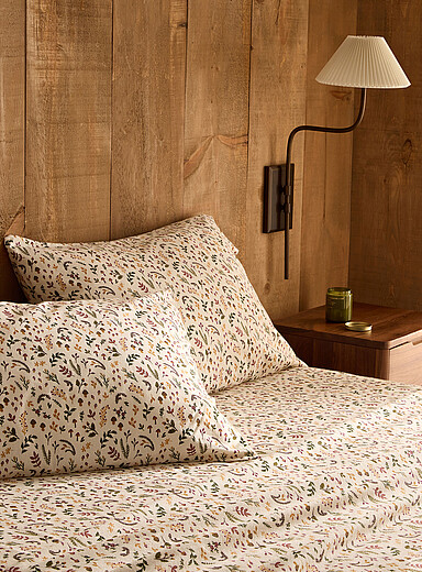 Forest harvest flannel sheet set Fits mattresses up to 16 in