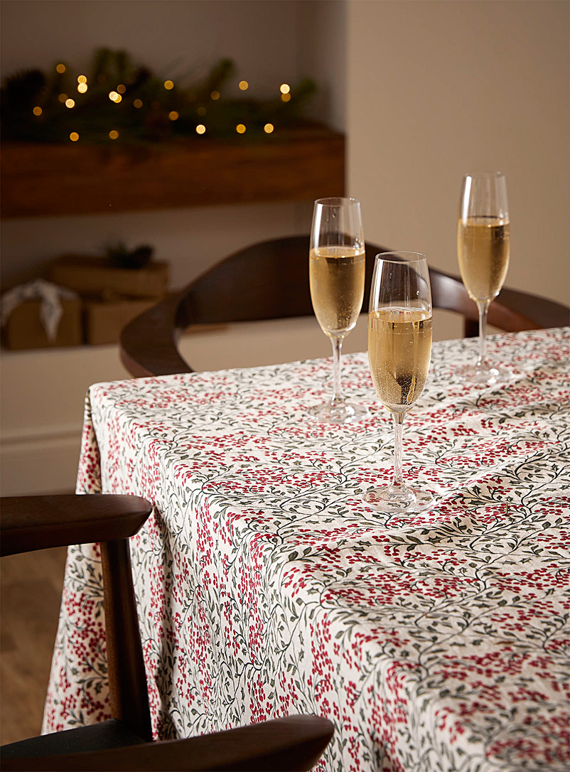 Simons Maison Assorted Winter berries cotton and linen tablecloth