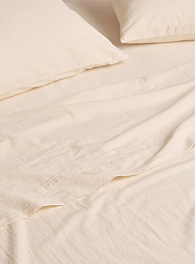 Solid pure organic cotton sheet set Fits mattresses up to 16 in 144-thread-count