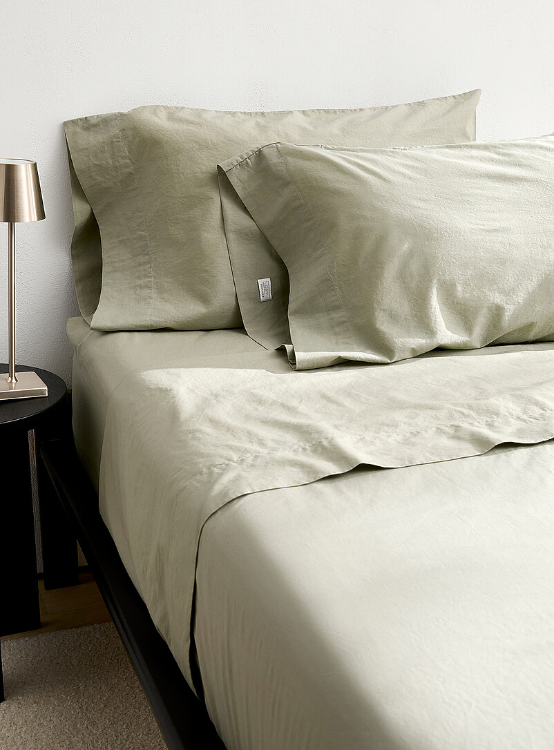 Solid Pure Organic Cotton Sheet Set Fits Mattresses Up To 16 In 144-Thread-Count