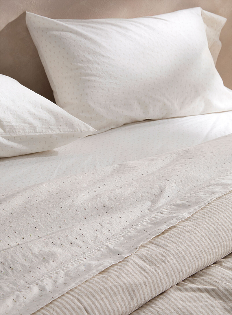 Delicate pattern pure organic cotton sheet set Fits mattresses up to 16 in product image (primary)