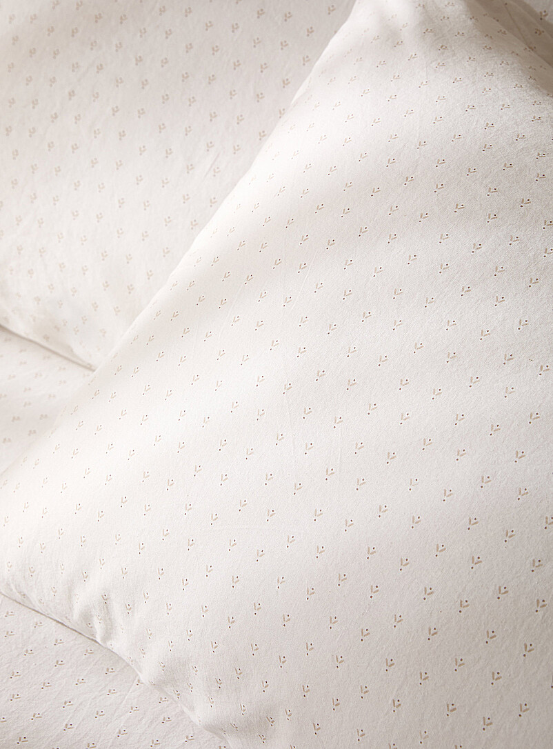 Delicate pattern pillowcases Set of 2 product image 2