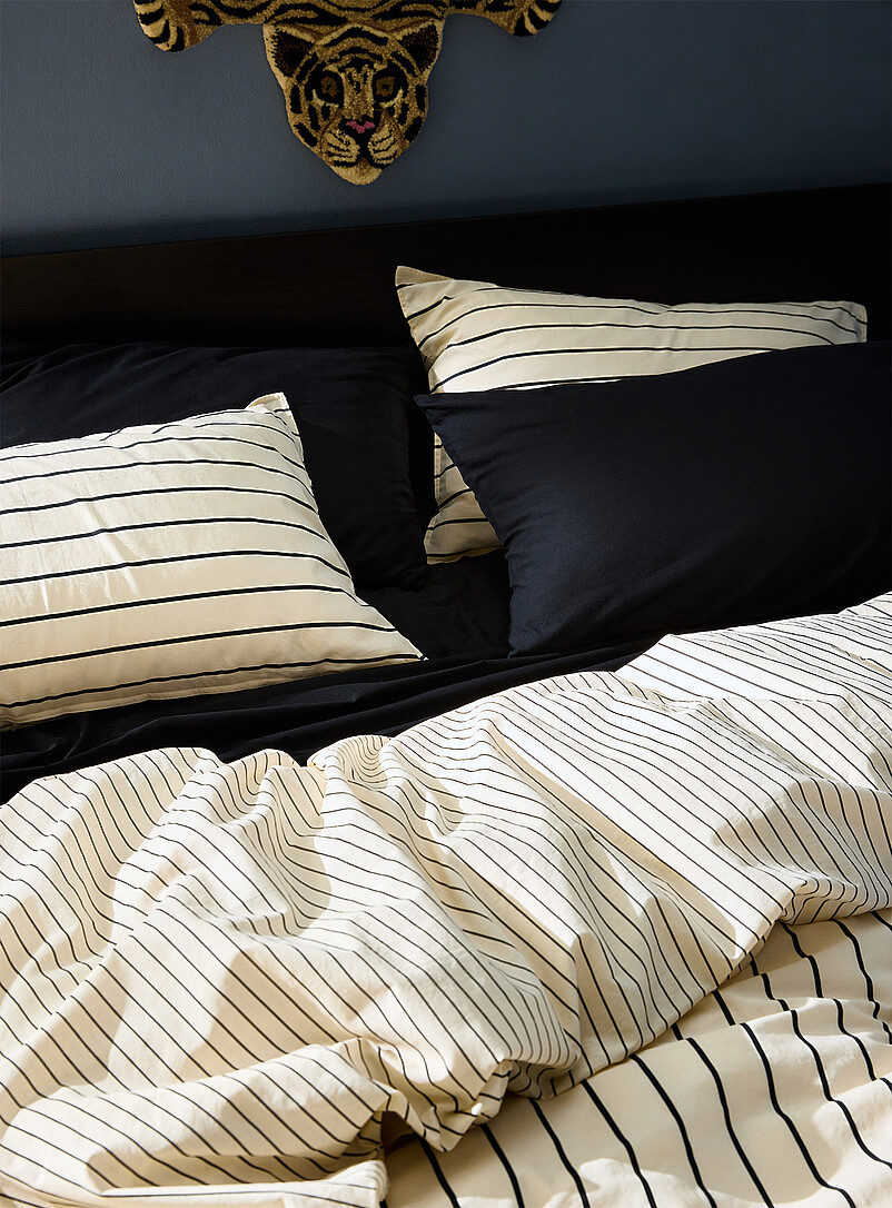 Two-tone stripes duvet cover set product image (primary)