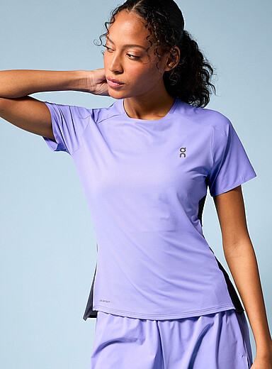 On: Le t-shirt Performance-T Bleu pour femme