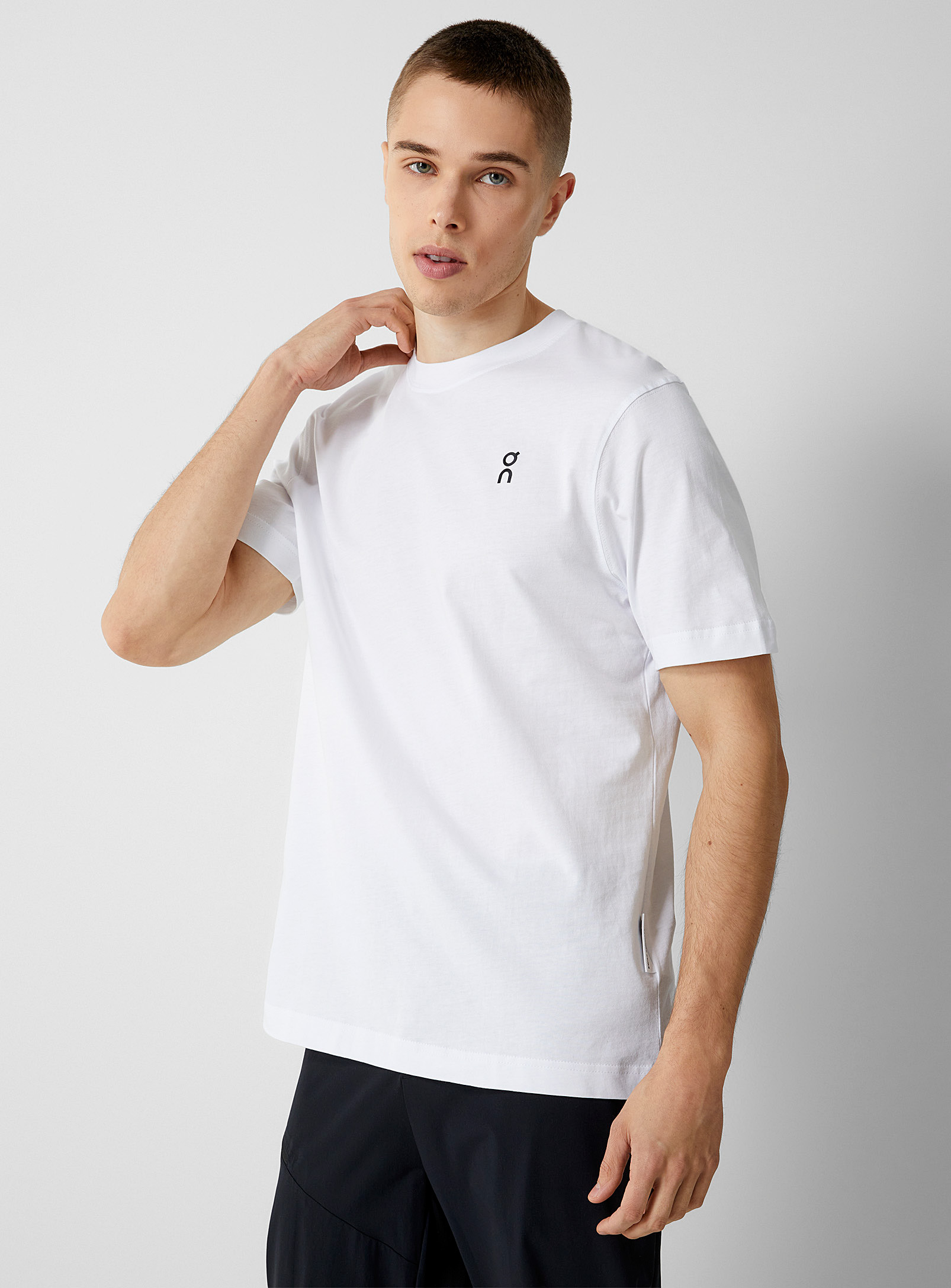 On Core Logo-print Stretch Recycled-jersey T-shirt In White