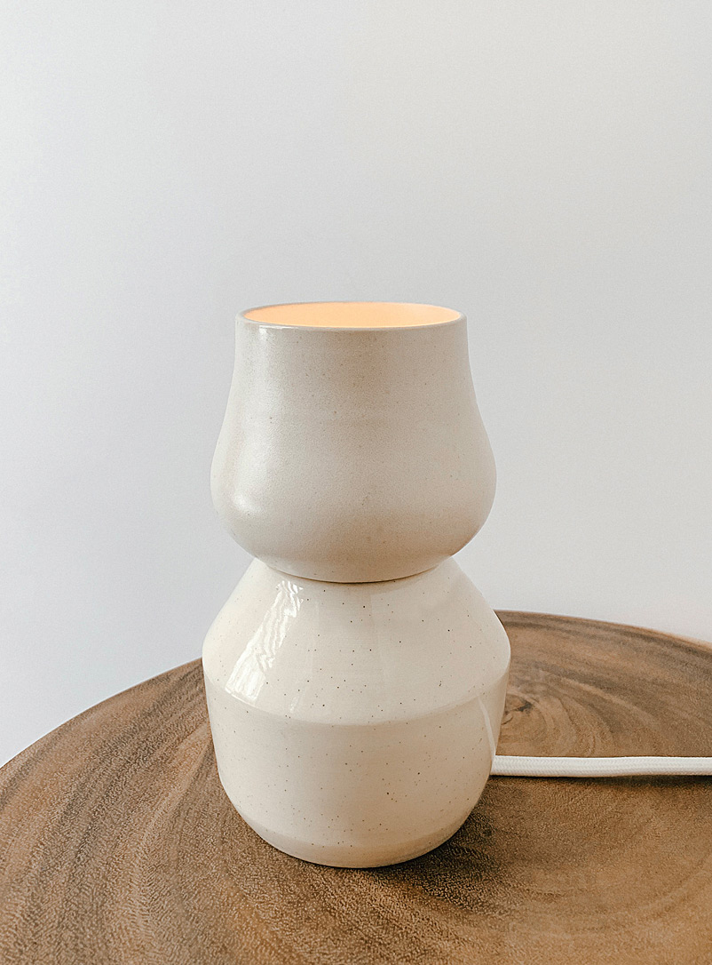 AND Ceramic Studio: La lampe d'ambiance Miram 15 cm de haut Blanc
