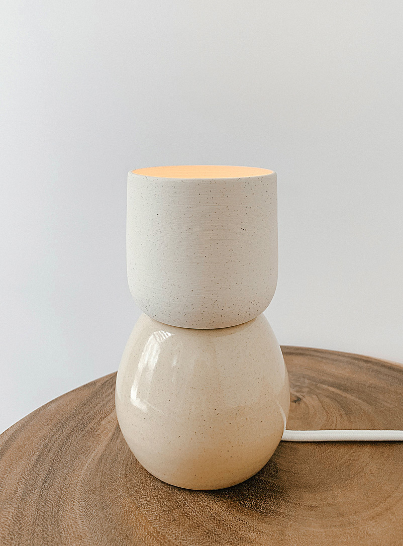 AND Ceramic Studio: La lampe d'ambiance Otto 15 cm de hauteur Ivoire - Beige crème