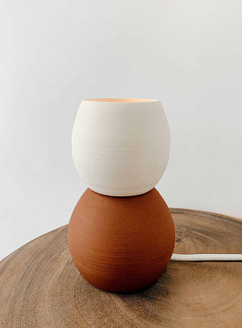 AND Ceramic Studio: La lampe d'ambiance Zosma 15 cm de haut Cuivre rouille