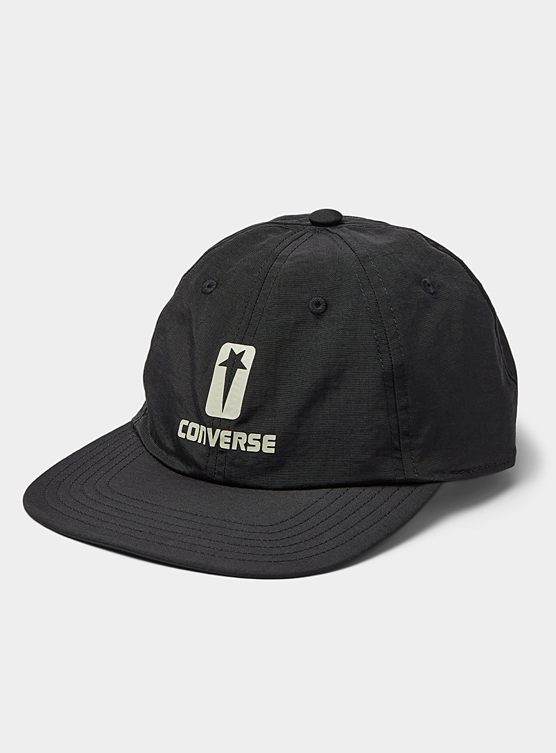 Accessoires Chapeaux Casquettes Et Tuques Designers Pour Homme Simons accessoires-chapeaux-casquettes-et-tuques-designers-pour-homme-simons