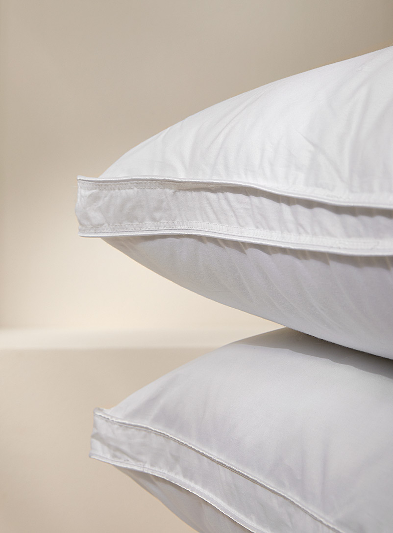 Duvetine recycled polyester pillow Semi-firm support product image 2