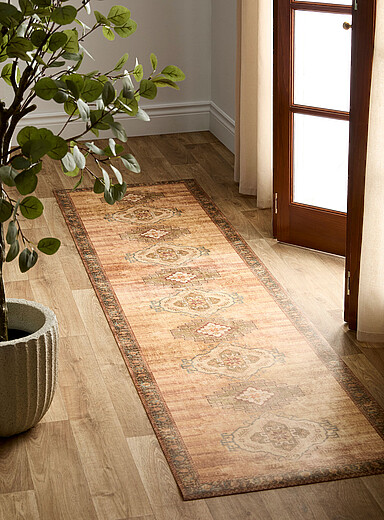 Adama: Le tapis vinyle Camina m&eacute;daillons anciens 60 x 240 cm Brun &agrave; motifs