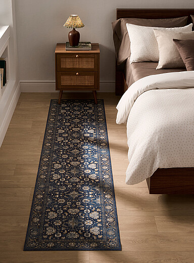 Adama: Le tapis vinyle Bazaar tapisserie florale 60 x 240 cm Bleu &agrave; motifs