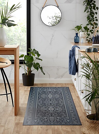 Adama: Le tapis vinyle m&eacute;daillon andalou gris Voir nos formats offerts Bleu &agrave; motifs