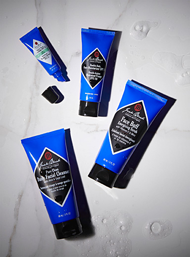 L'ensemble de soins Skin Saviors Ensemble de 4