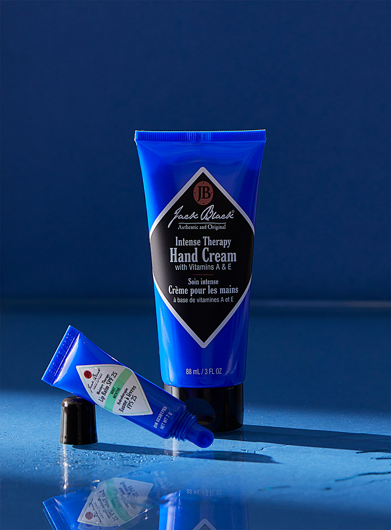 Jack Black: Le coffret Two for the Road Crème pour les mains et baume à lèvres Bleu à motifs pour homme