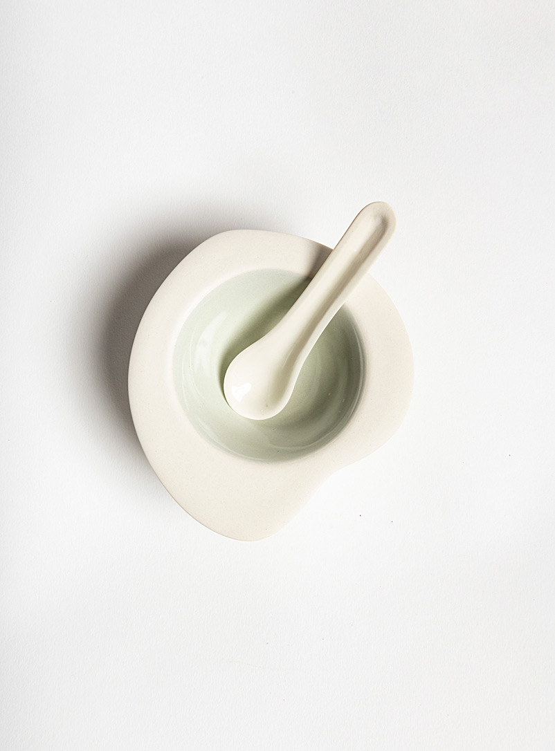 Guy Simoneau: Le bol à condiments blanc fond coloré Ensemble de 2 pièces Vert pâle-lime