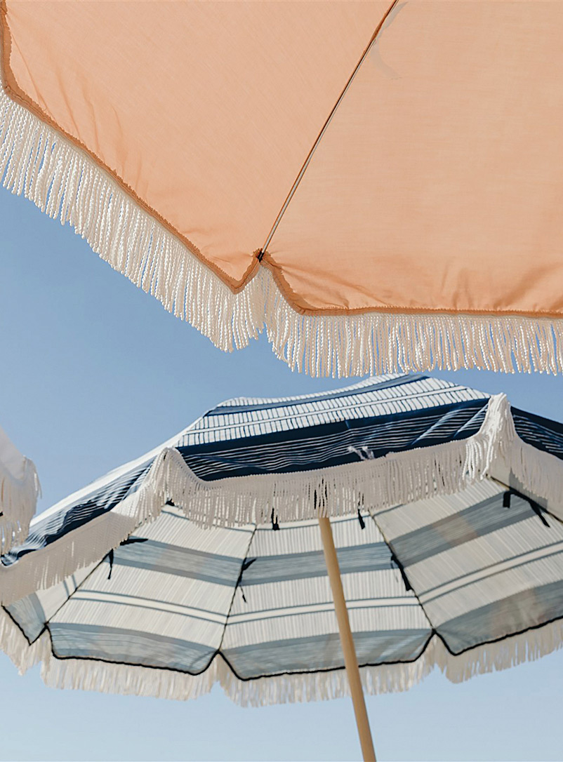 Basil Bangs Light Pink Beach trip umbrella
