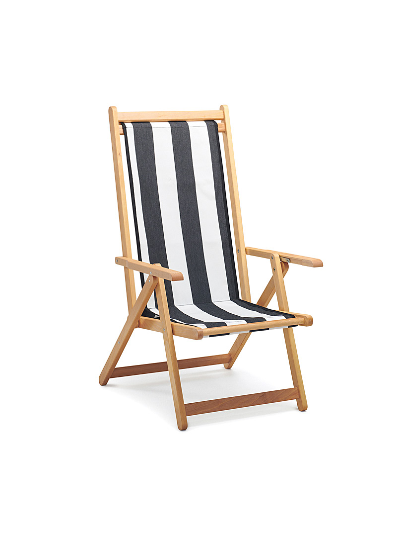 Basil Bangs Green Solid wood outdoor lounge chair