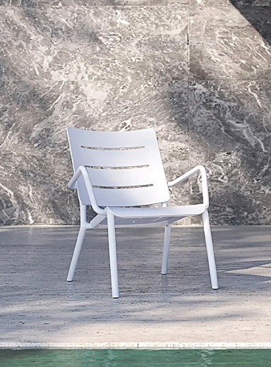 Le fauteuil pour l'ext&eacute;rieur Outo