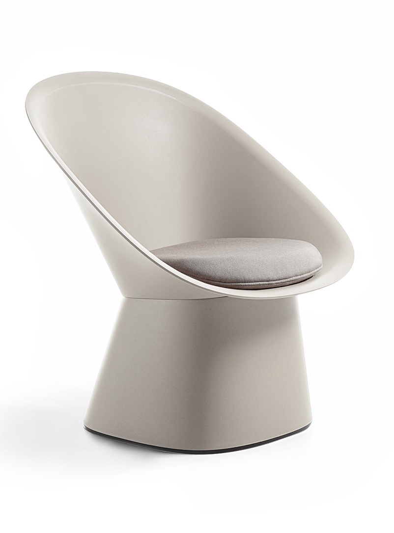 TOOU: La chaise int&eacute;rieur et ext&eacute;rieur arrondie Sensu Gris ardoise