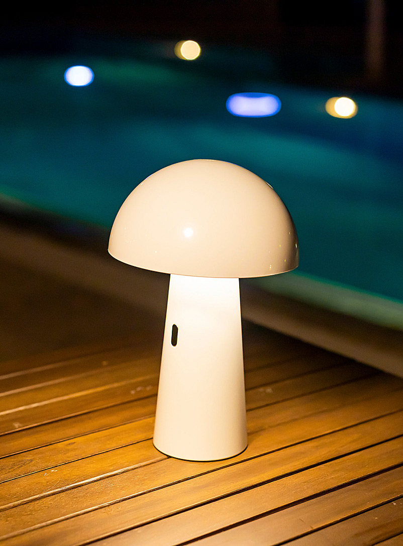 Newgarden: La lampe de table portative Shitake Blanc