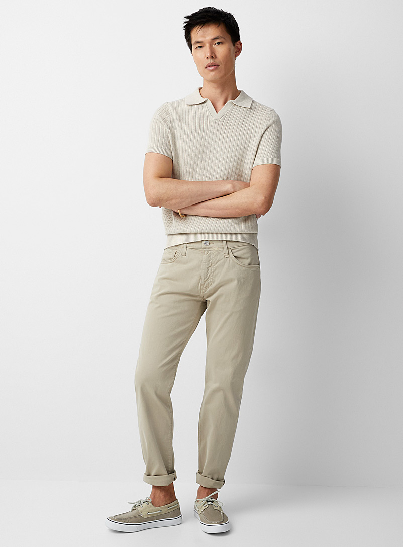 https://imagescdn.simons.ca/images/17650-23123-12-A1_2/zach-5-pocket-twill-pant-straight-fit.jpg?__=3