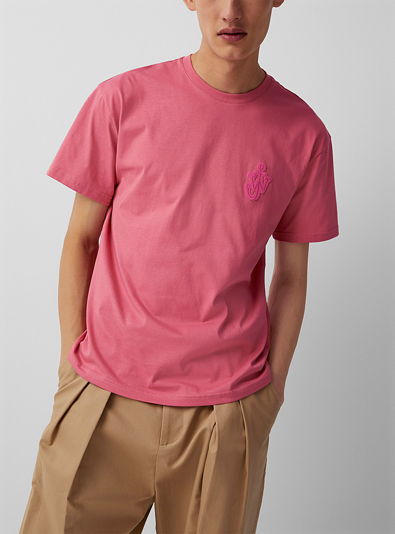 JW Anderson: Le t-shirt rose écusson ancre signature Rose pour homme
