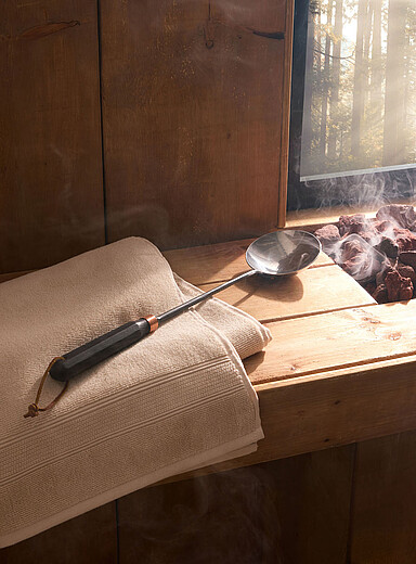 La louche de sauna forg&eacute;e &agrave; la main Voir les couleurs offertes