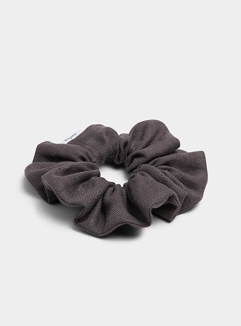 Soha & Co Charcoal Large linen scrunchie for women