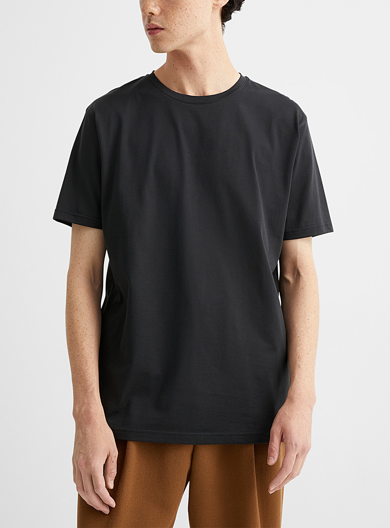 Ecole de Pensée Black Silky jersey plain T-shirt for men