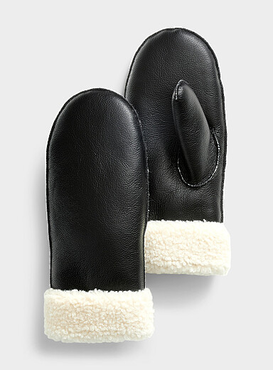 High-pile-fleece-lined mittens
