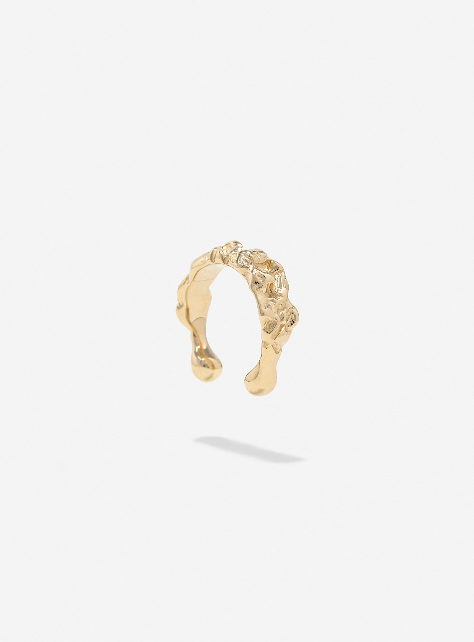 Captive - Women's Ruin gold ear cuff