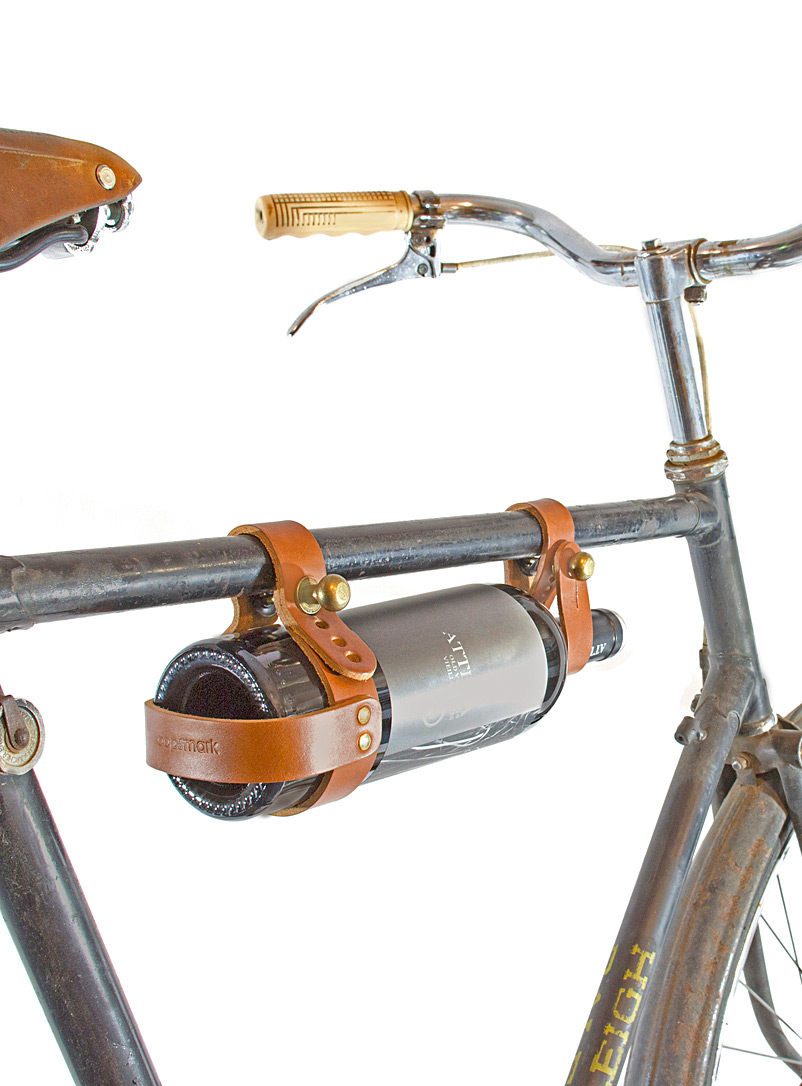 Oopsmark Honey/Camel Leather wine bottle holder for bikes
