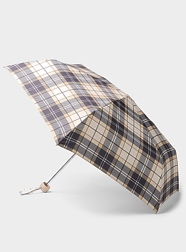 Le parapluie compact carreaux