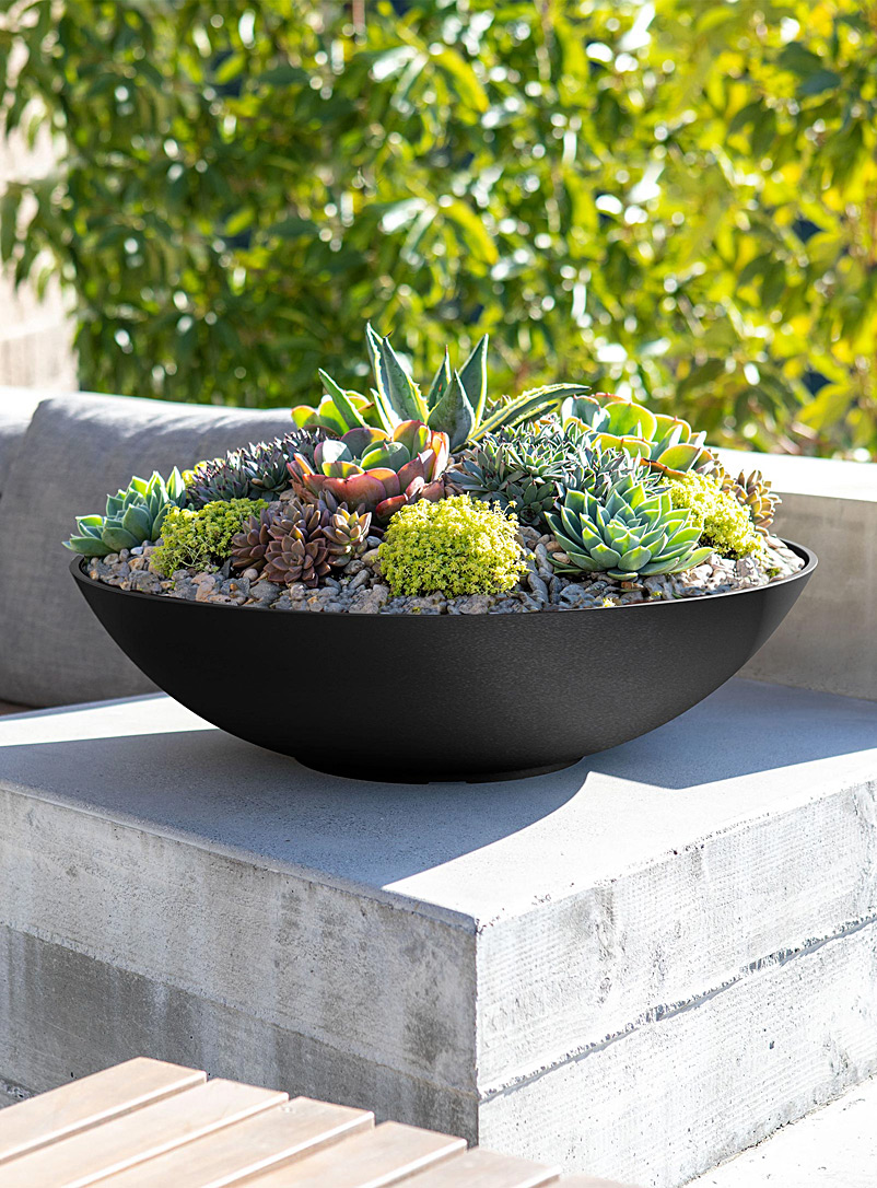 Lane enlarged planter 32-in opening product image (primary)