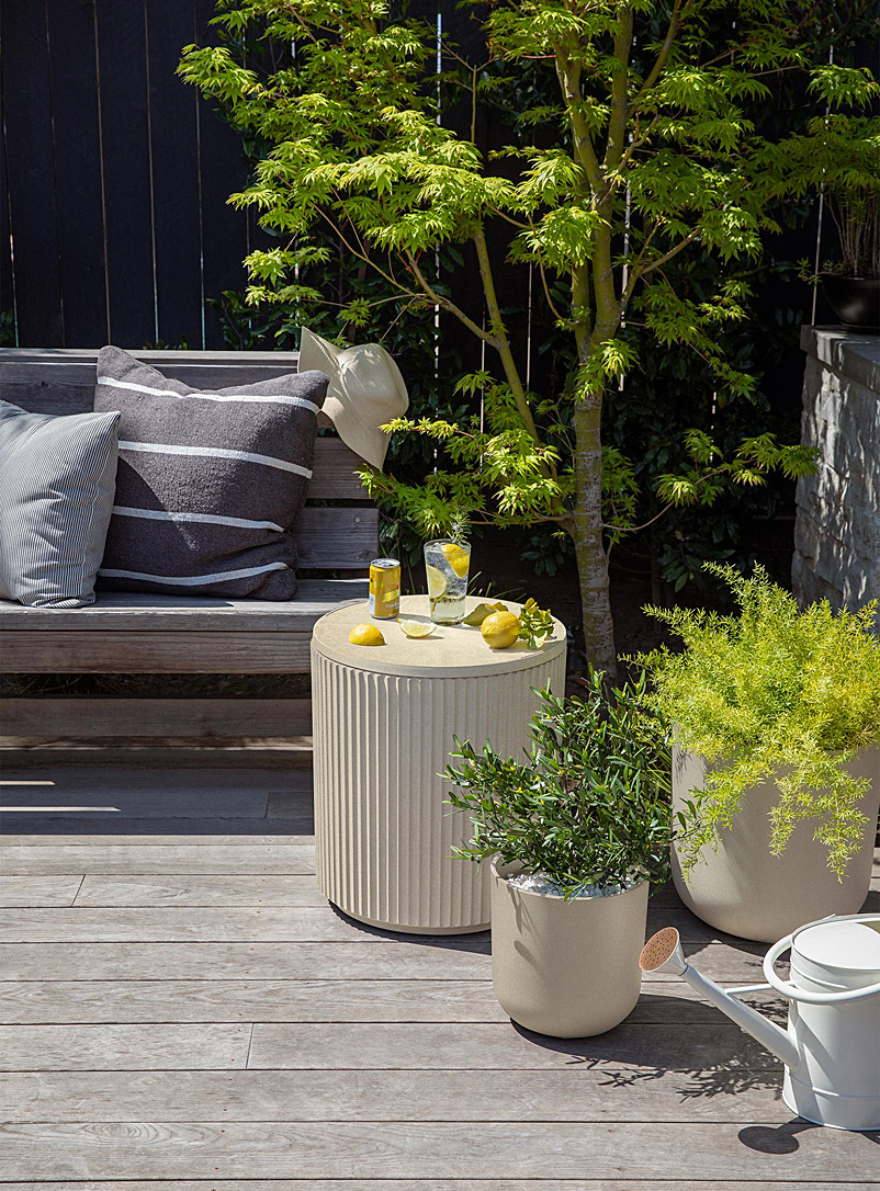 Grooved Side Table Cooler