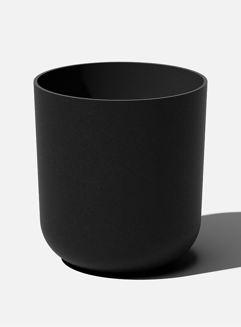 Minimalist planter See available sizes product image 2